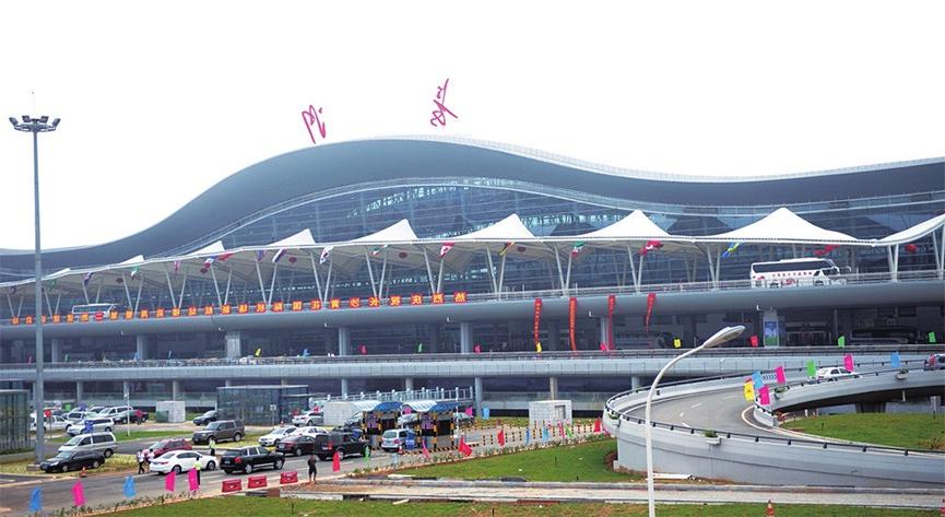 Huanghua Airport T2 Terminal - Changsha elevator installation